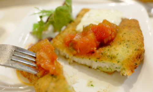 Bulviniai blynai su lašiša