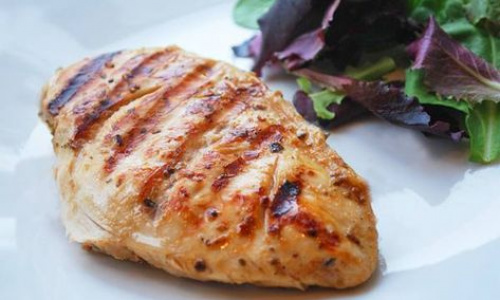 Vištienos kepsnys (riešutėlis)